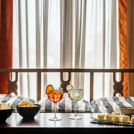 The Regency Sure Collection By Western Hotel