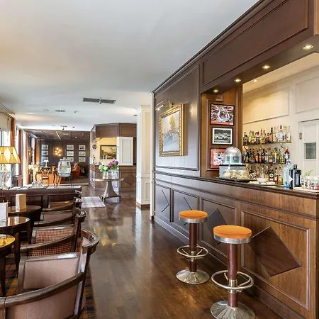 The Regency Sure Collection By Western Hotel
