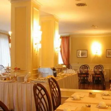 Hotel The Regency Sure Collection By Western 4*