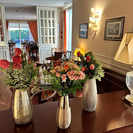 Hotel The Regency Sure Collection By Western 4*